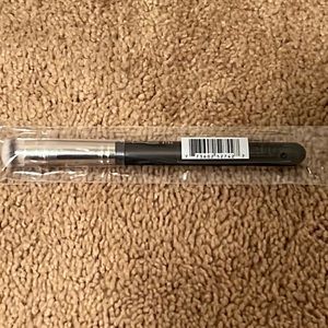 New MAC 270 Synthetic Mini Rounded Slant Brush